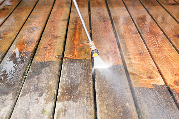 Why Choose Our Certified Pressure Washing Experts for Your Project Needs in Fruitridge Pocket, CA?